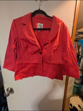 Sandra Darren Vibrant Red Cropped Blazer